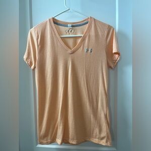 Under Armour active or short sleeve T-shirt, heat gear size small